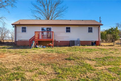 A home in Easley