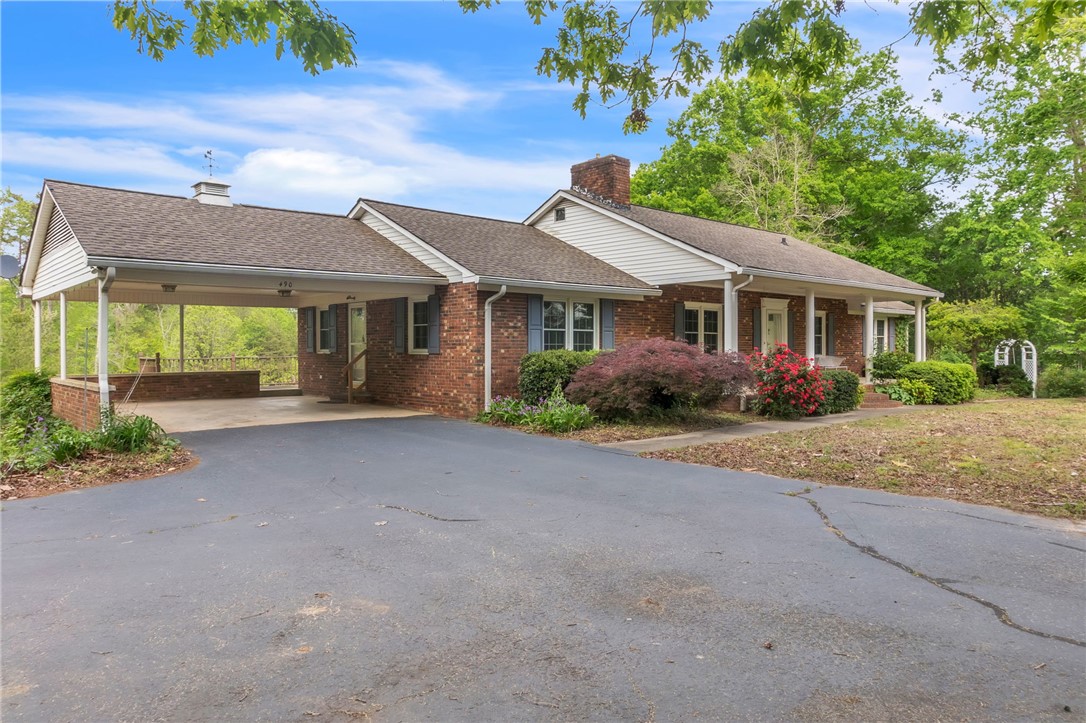490 Hickory Nut Road, Inman, South Carolina image 2