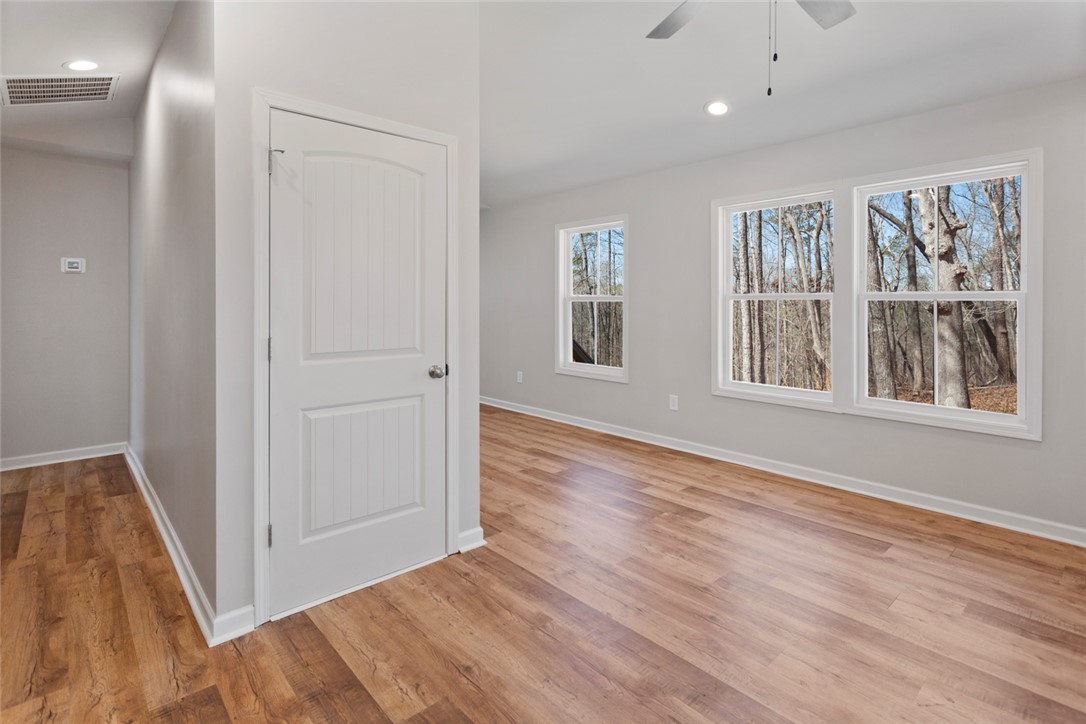 151 Nottingham Drive, Westminster, South Carolina image 8
