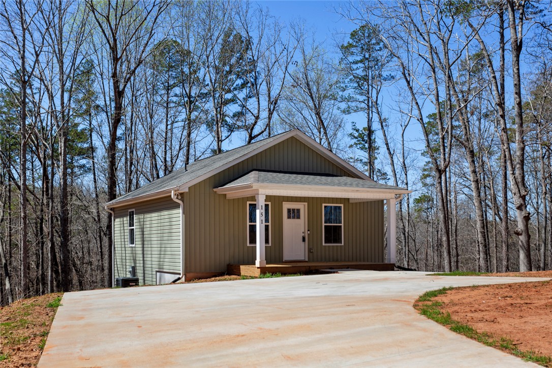 151 Nottingham Drive, Westminster, South Carolina image 2