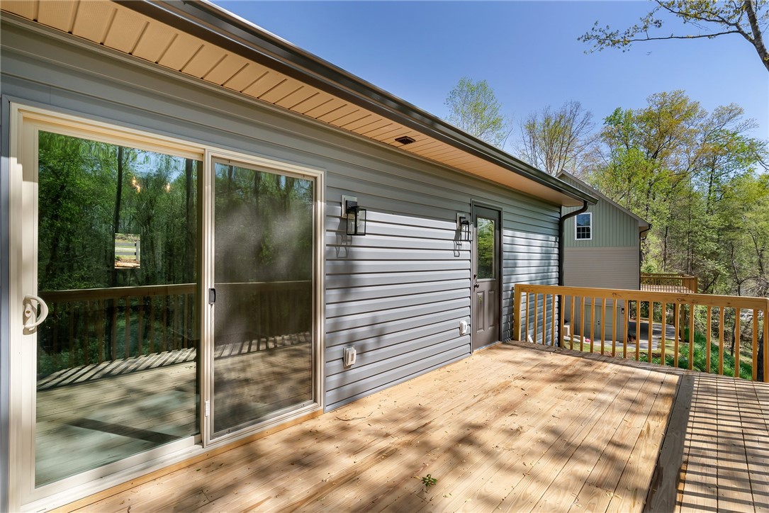 3062 Woodale Circle, Seneca, South Carolina image 9