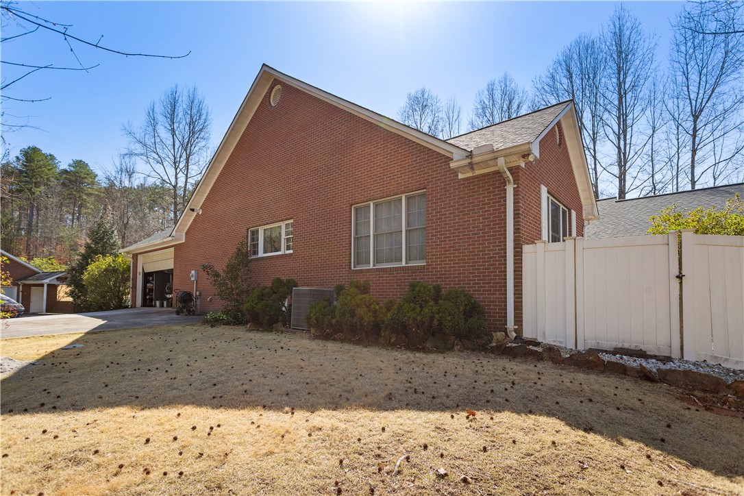 507 Springview Drive, Westminster, South Carolina image 4