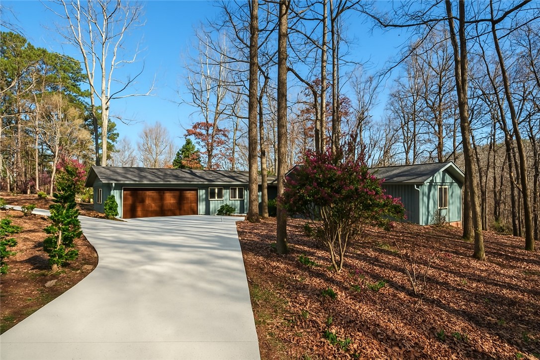 24 Mainsail Drive, Salem, South Carolina image 2