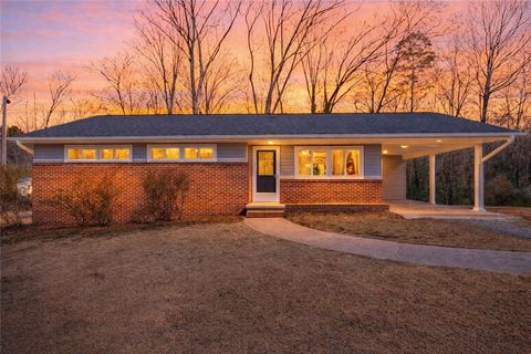 Photo of 522 Robin Drive, Seneca, SC 29678 (MLS # 20297366)