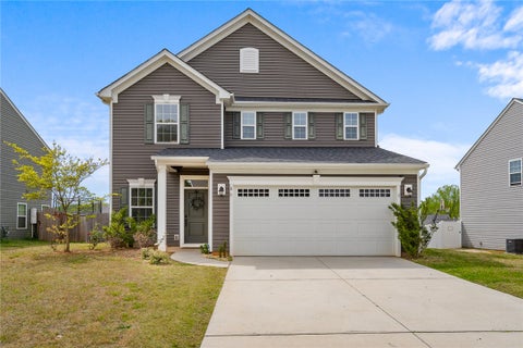 Homes For Sale - 8 Wiltshire Circle<br/> Easley, SC 29642