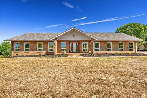 Photo of 115 Edinburgh Lane, Easley, SC 29640 (MLS # 20300319)