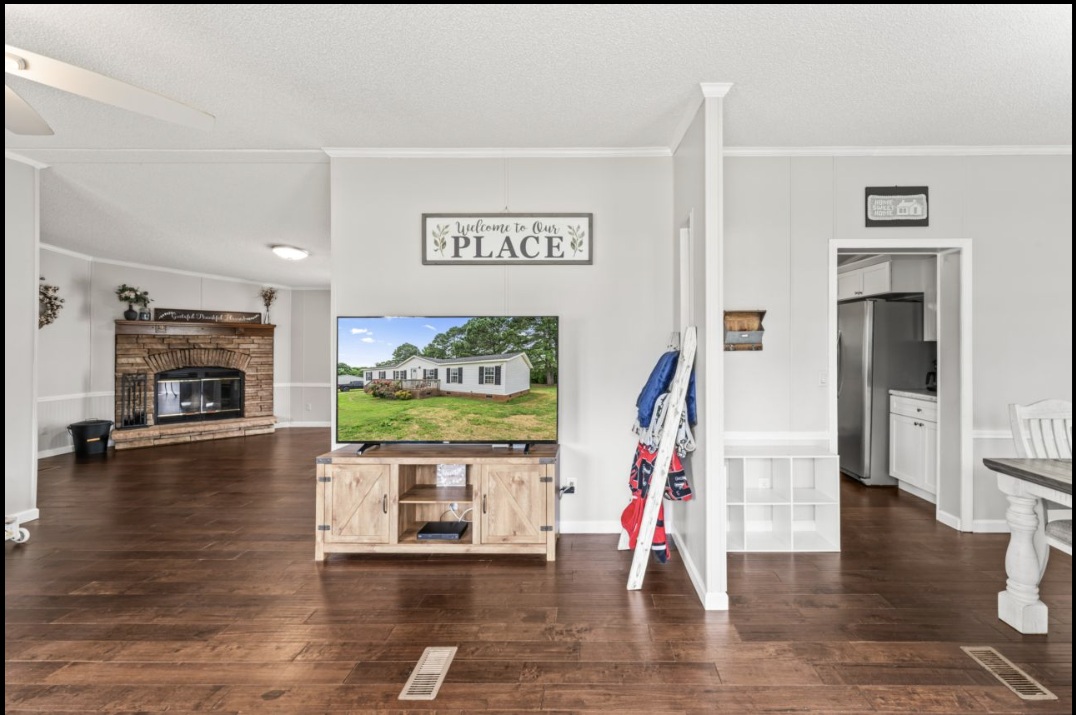 104 Grove Creek Drive, Westminster, South Carolina image 6