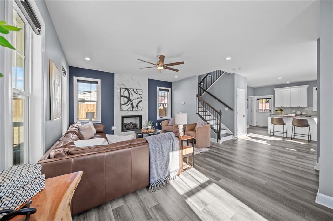 6 Theresa Drive, Greenville, South Carolina image 3