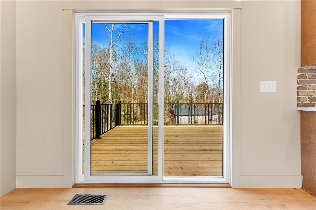 333 Ravens View Drive, Seneca, South Carolina image 11