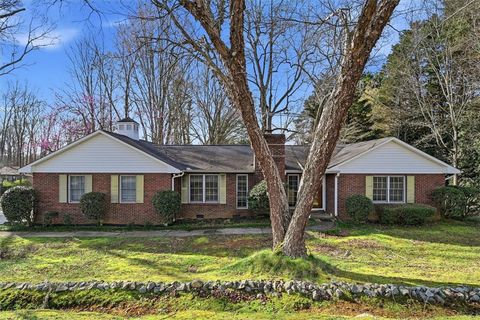 Photo of 98 Mountain View Drive, Walhalla, SC 29691 (MLS # 20298456)