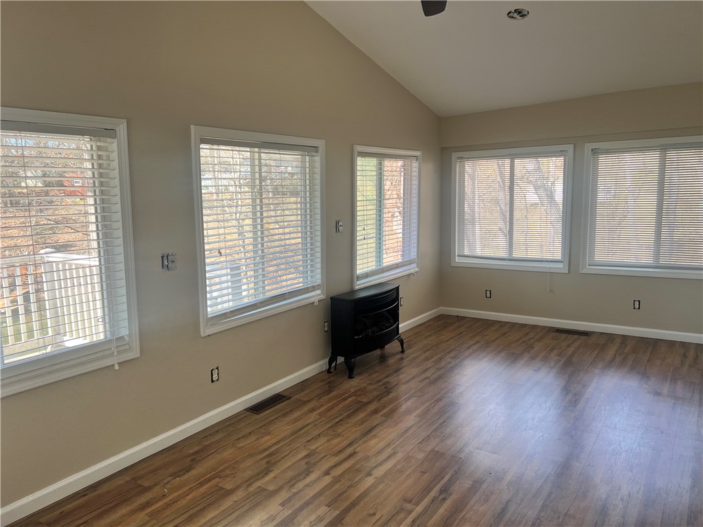 503 Lakewood Drive, Townville, South Carolina image 4