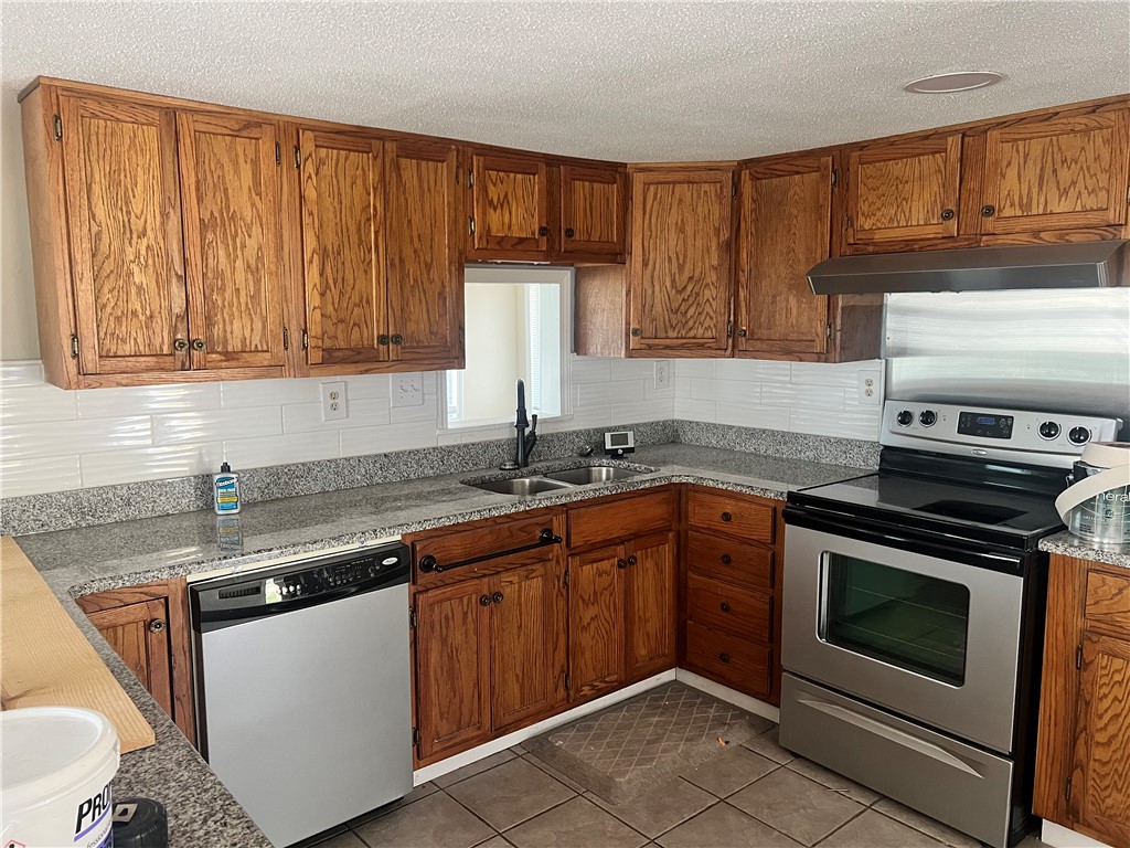 503 Lakewood Drive, Townville, South Carolina image 3