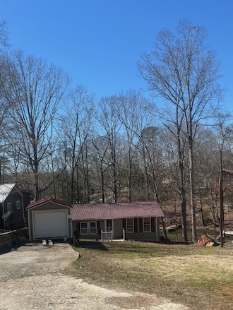 503 Lakewood Drive, Townville, South Carolina image 2