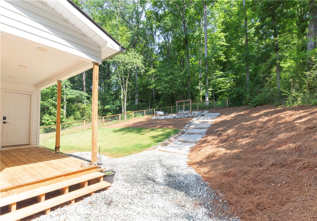 226 Edgewood Drive, Seneca, South Carolina image 18