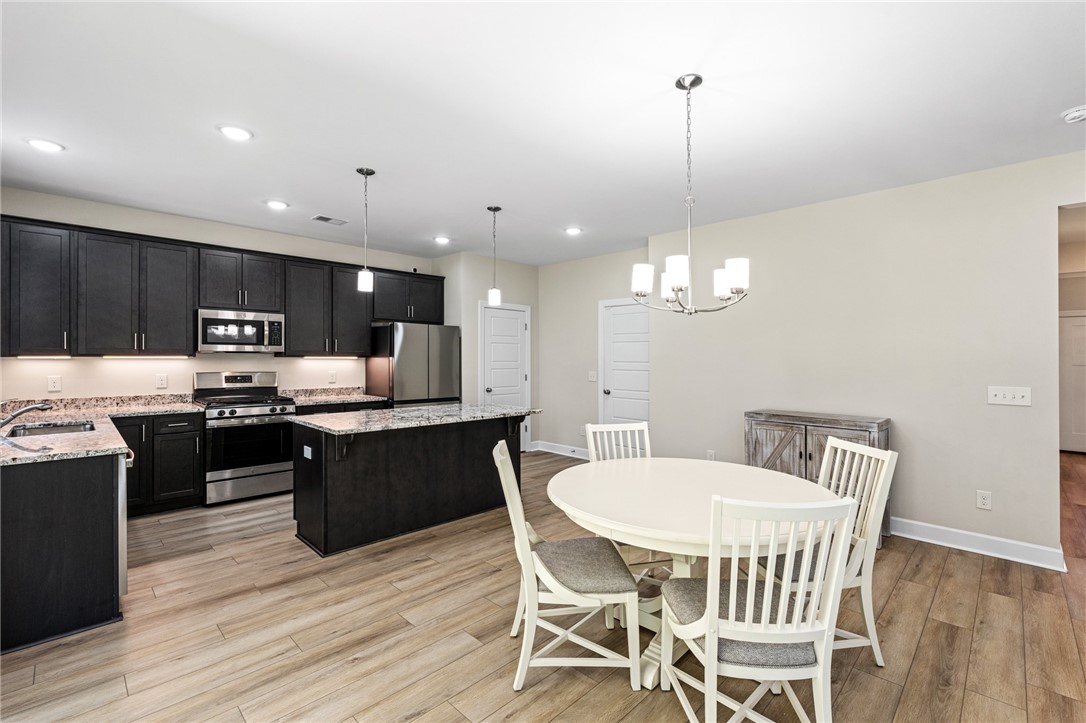 304 Ridgepark Lane, Greenville, South Carolina image 6