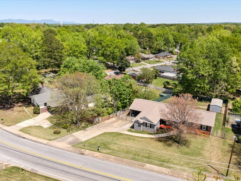 312 Pine Knoll Drive, Greenville, South Carolina image 35