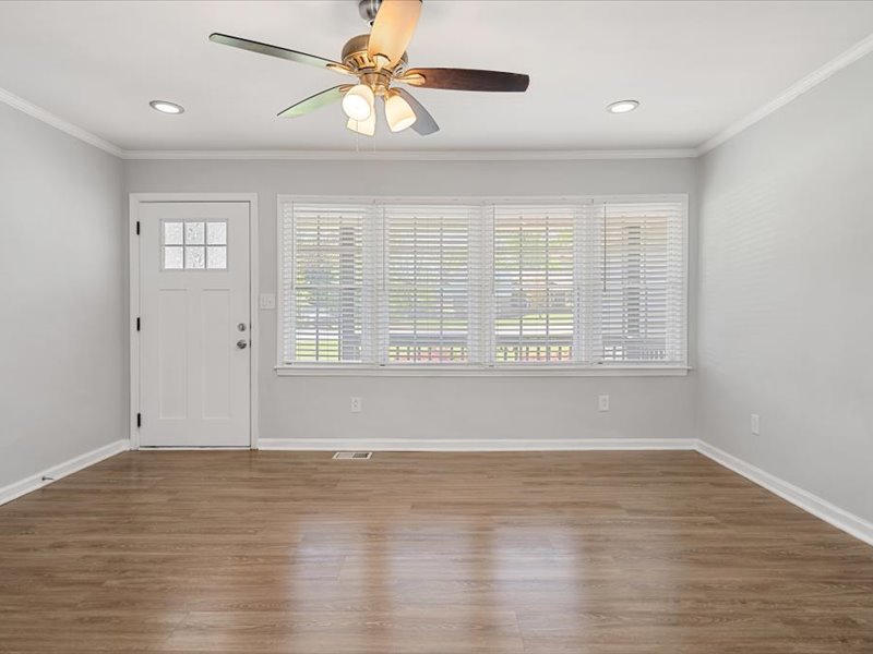 312 Pine Knoll Drive, Greenville, South Carolina image 8