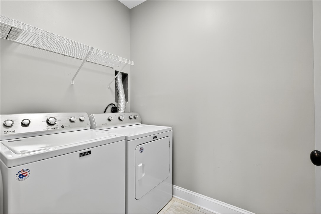 West Union, South Carolina 29696, United States, 4 Bedrooms Bedrooms, ,5 BathroomsBathrooms,Residential,Active,215866