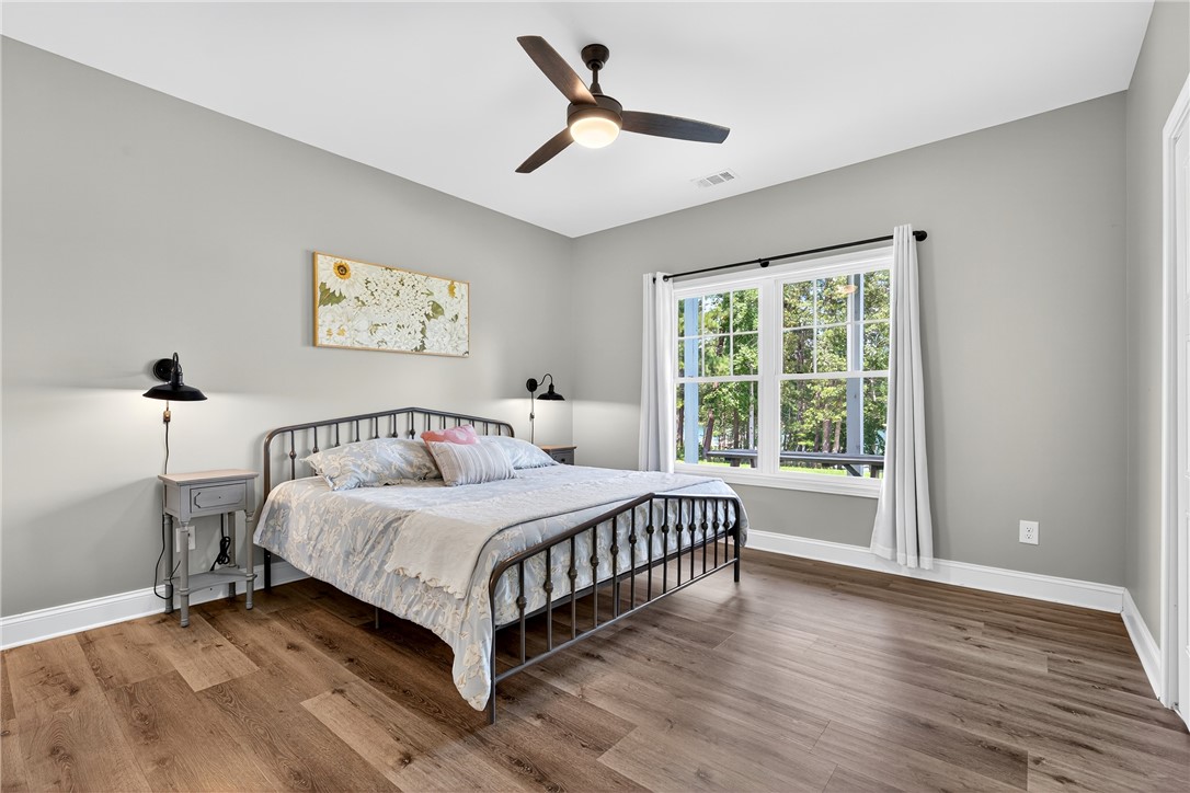 West Union, South Carolina 29696, United States, 4 Bedrooms Bedrooms, ,5 BathroomsBathrooms,Residential,Active,215866