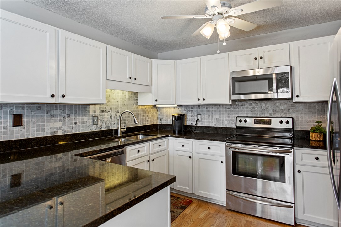 203 W Blue Heron Drive, Salem, South Carolina image 16