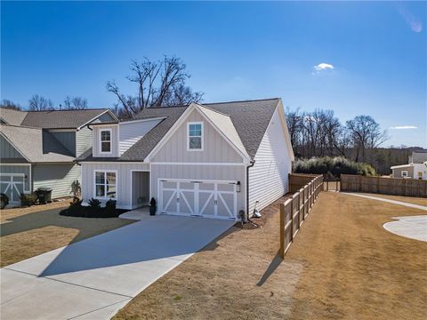 Photo of 135 Bowers Estates Road, Hartwell, GA 30643 (MLS # 20297882)