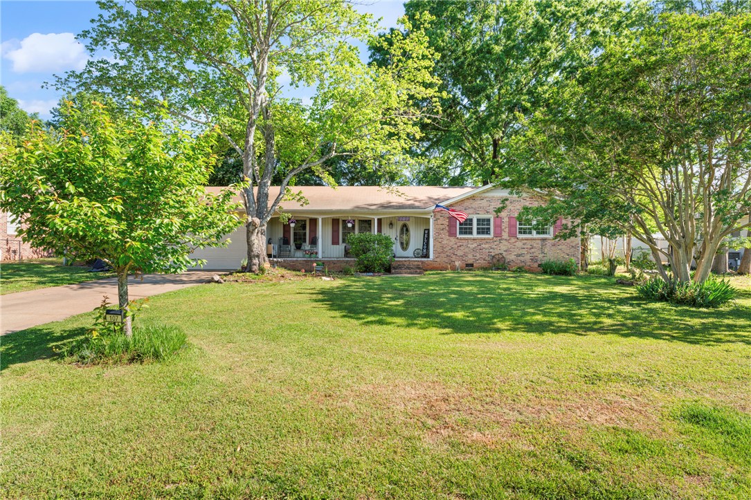 107 Benjamin Avenue, Greer, South Carolina image 2