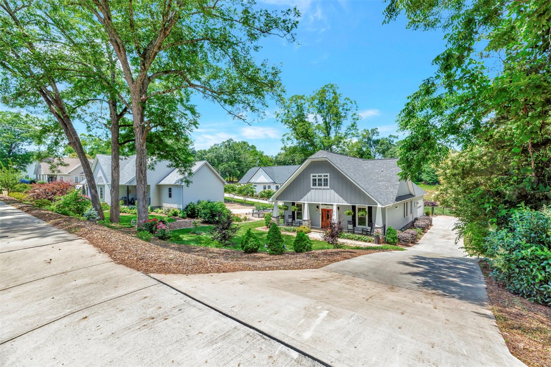 303 E South 4th Street, Seneca, South Carolina image 37
