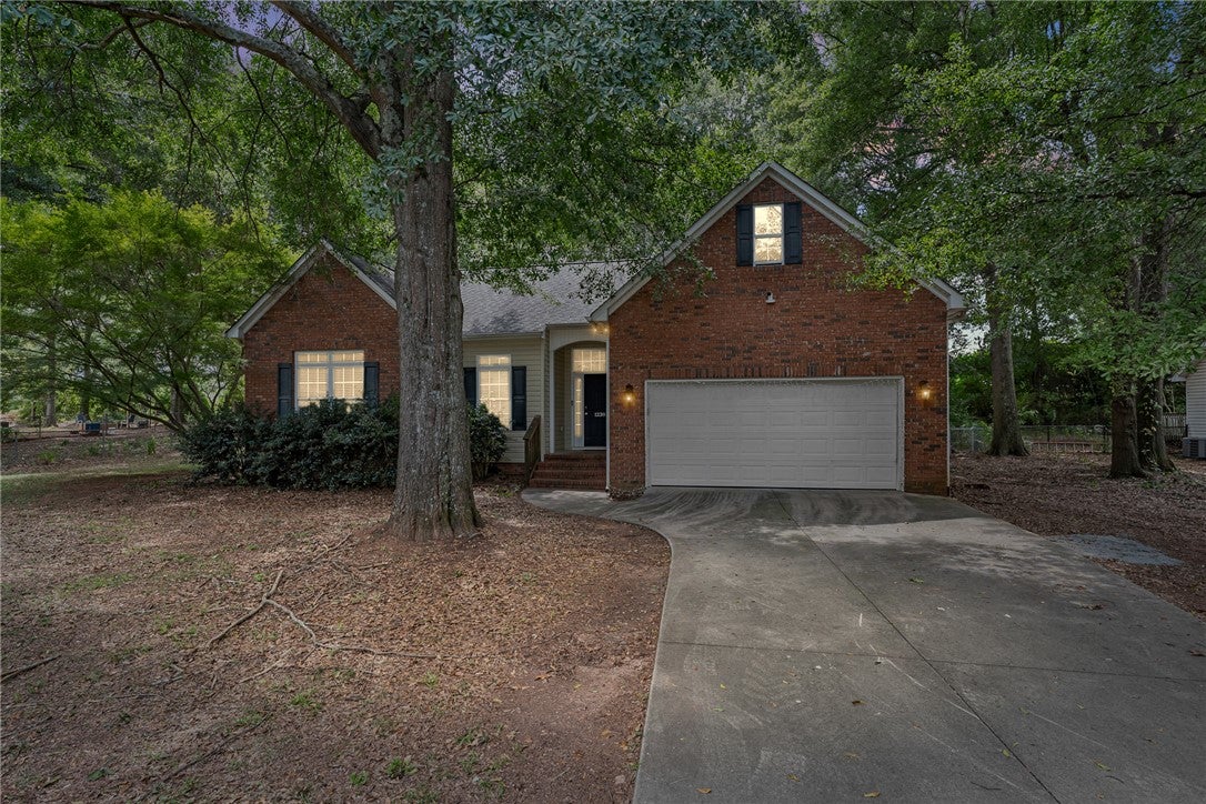 1238 Westgate Road