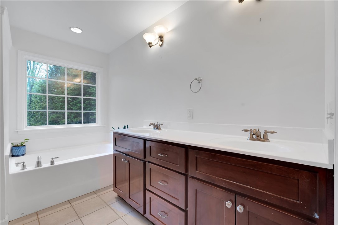 110 Masters Woods Way, Easley, South Carolina image 24