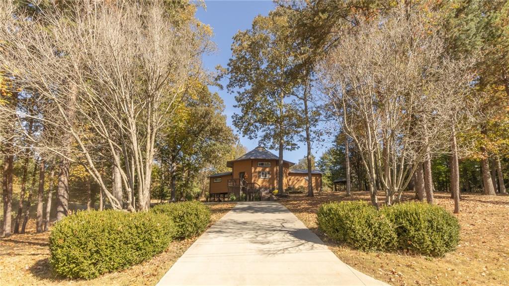 354 Chickasaw Drive, Westminster, South Carolina image 1