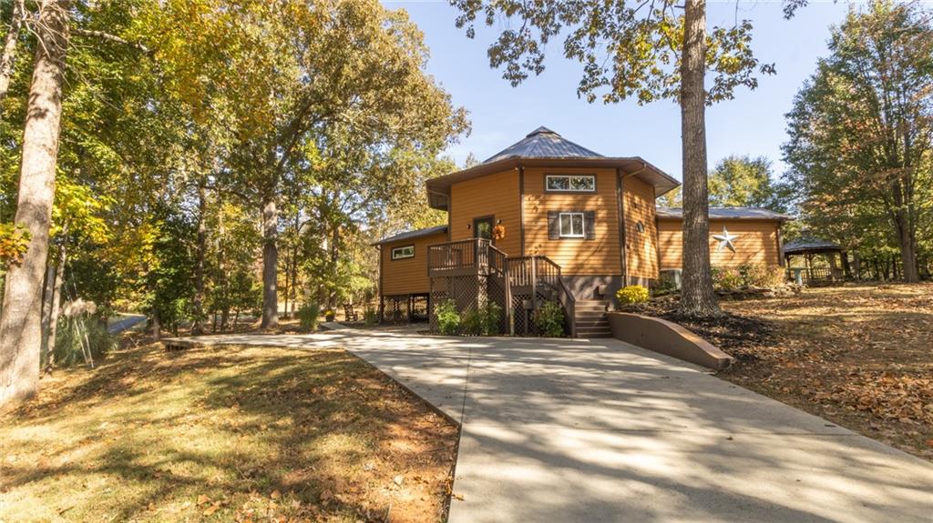 354 Chickasaw Drive, Westminster, South Carolina image 2