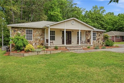 Photo of 1517 East Church Street, Monroe, GA 30655 (MLS # 20301078)
