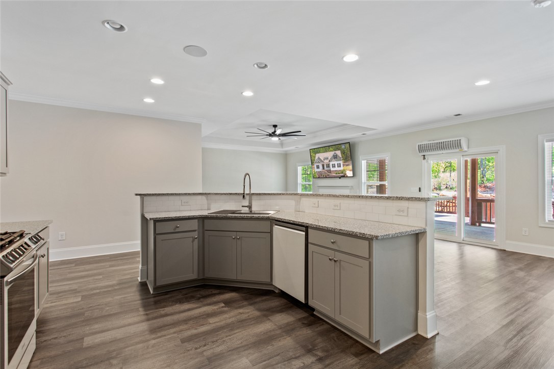 434 Twin View Drive, Westminster, South Carolina image 6