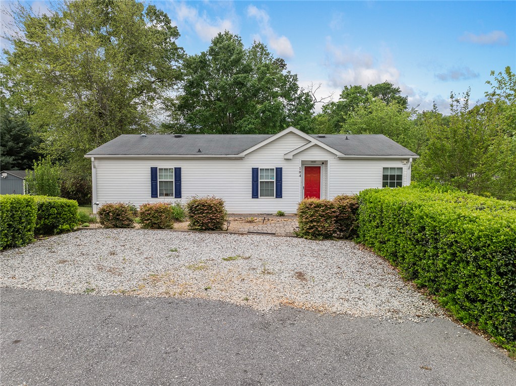 104 Cove Drive, Fair Play, South Carolina image 1