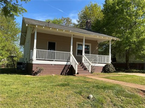 Photo of 11 Humbert Street, Seneca, SC 29678 (MLS # 20299901)