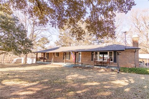 Photo of 101 Callaham Drive, Belton, SC 29627 (MLS # 20296013)