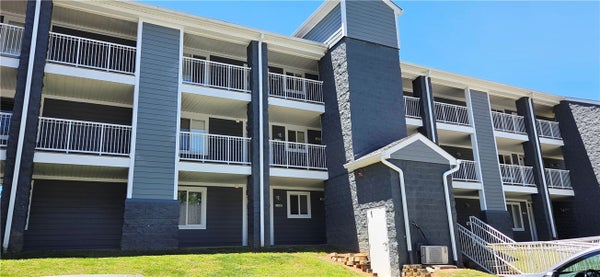 1402 NORTHLAKE DR # 14B, ANDERSON, SC 29625 - Image c4020d00b7bb958a2c112e8e6a87cc3b/1736026937