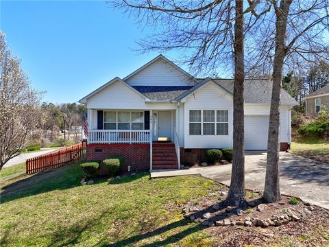 Photo of 101 Forrester Drive, Liberty, SC 29657 (MLS # 20299069)