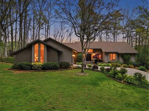 Photo of 240 Stonehaven Way, Seneca, SC 29678 (MLS # 20298992)