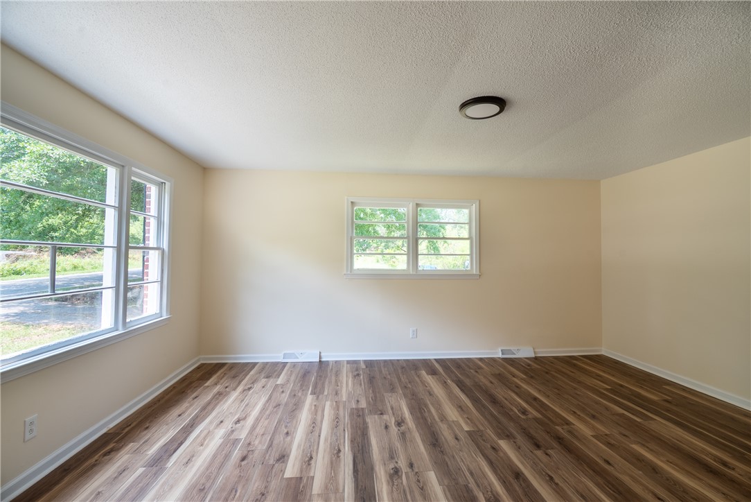 231 E Hampton Avenue, Honea Path, South Carolina image 14