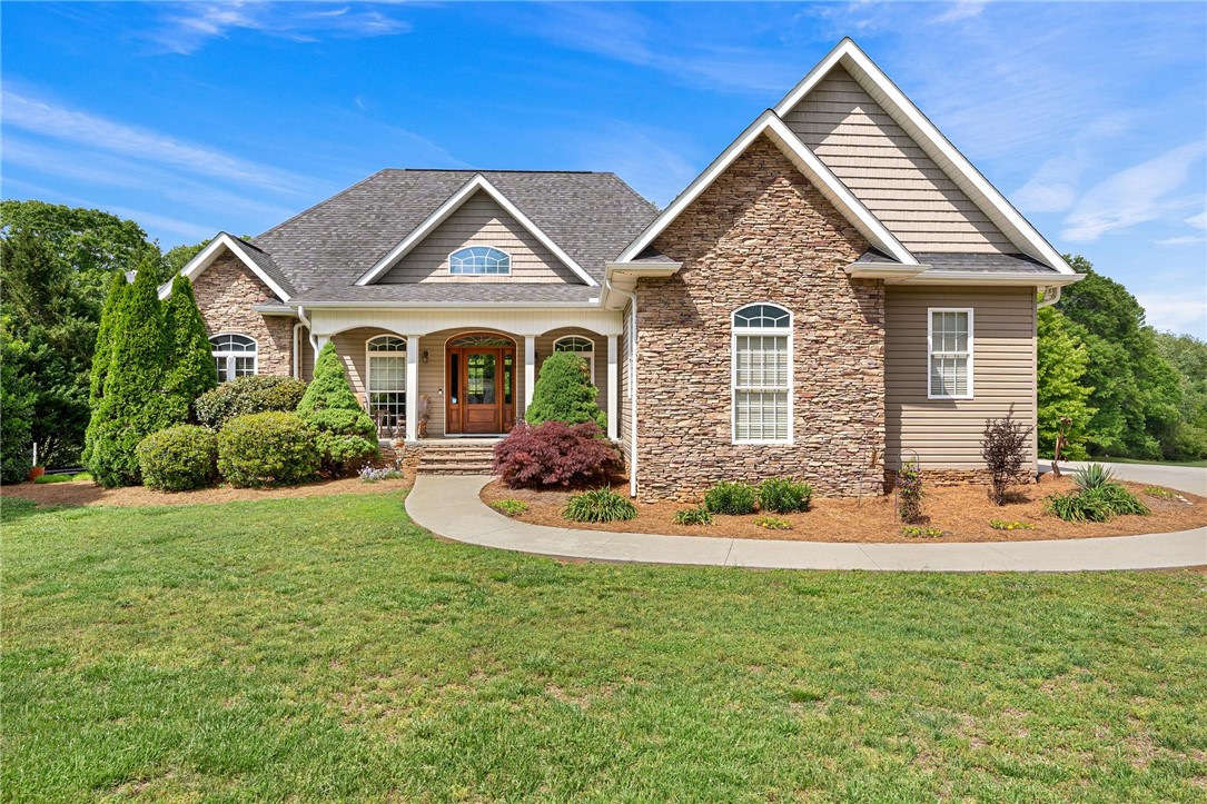 349 Winstead Road, West Union, South Carolina image 1