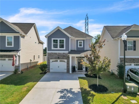 Photo of 155 Highland Park, Easley, SC 29642 (MLS # 20306813)