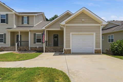 Photo of 523 E Perkins Creek Road, Seneca, SC 29678 (MLS # 20304092)