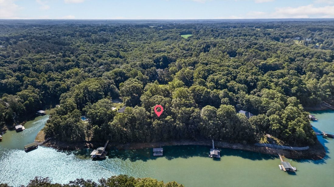 1021 Arrowhead Point
