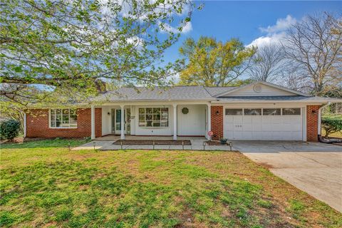 Photo of 150 Pine Mountain Drive, Easley, SC 29640 (MLS # 20299221)