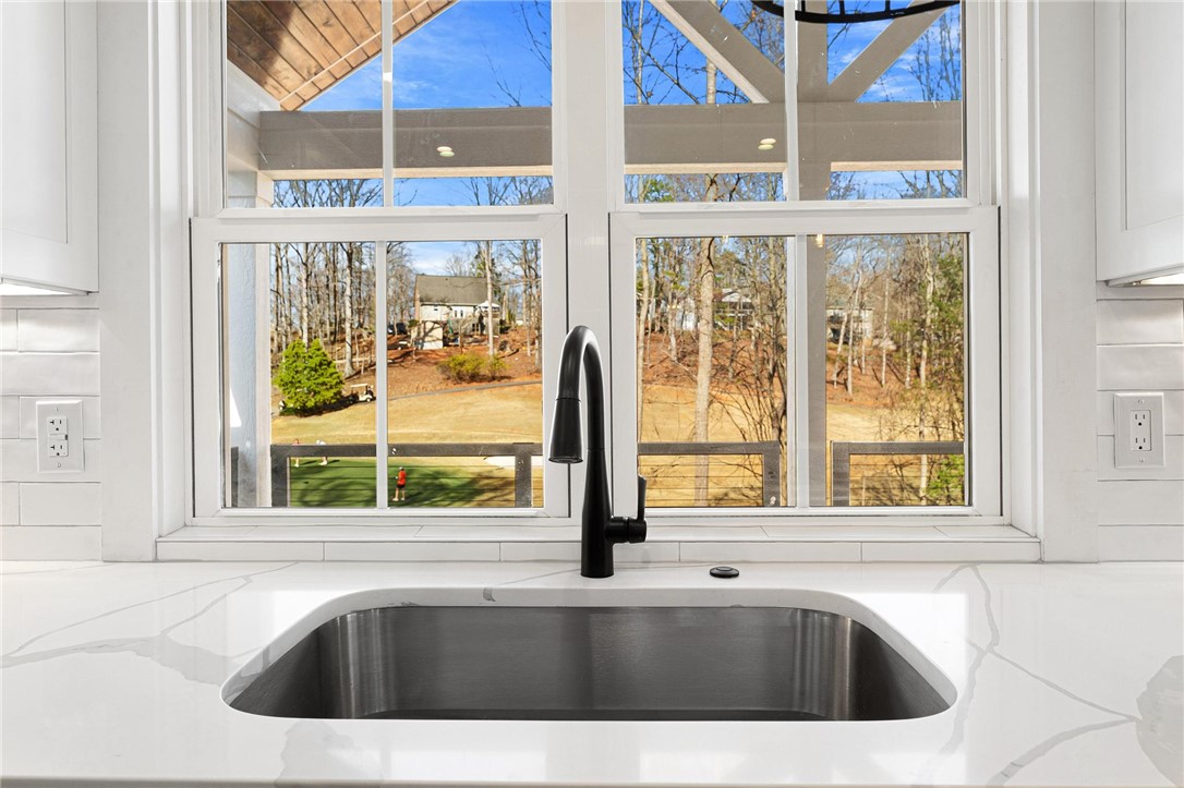 311 Nicklaus Road, Westminster, South Carolina image 8
