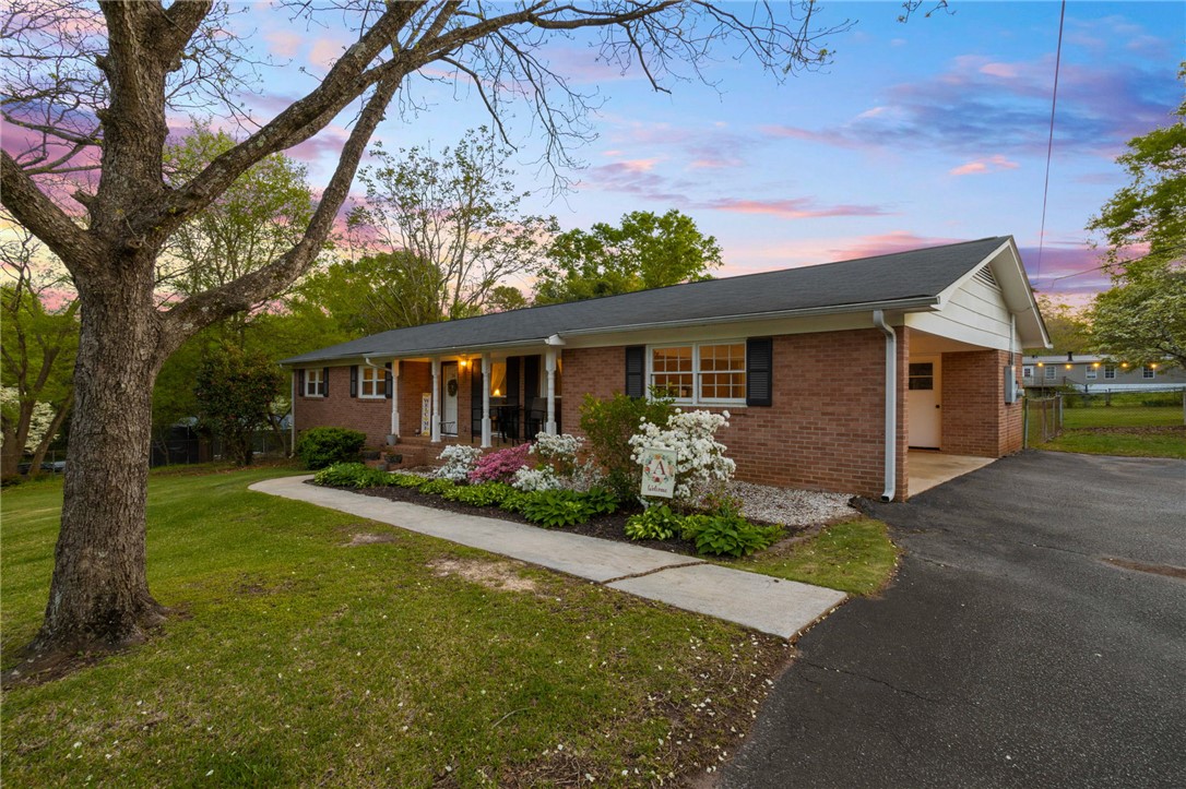 26 Pine Ridge Drive, Greenville, South Carolina image 2