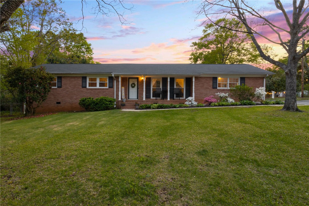 26 Pine Ridge Drive, Greenville, South Carolina image 1