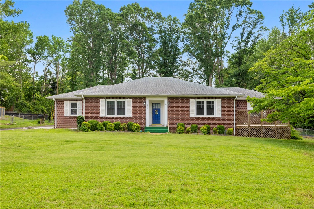 113 Sunset Drive, Honea Path, South Carolina image 1