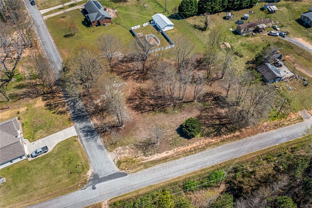 407 Will Hanks Road, Honea Path, South Carolina image 4